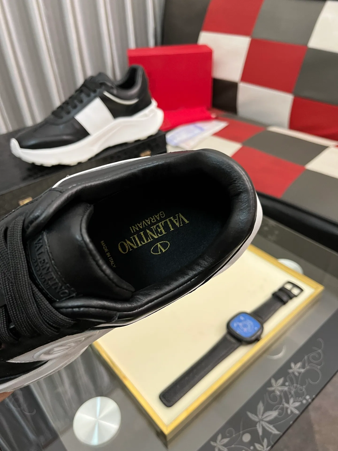 Men's shoes 💰480⌚️⌚️ VALENTINO Valentino's 2024 ss spring and summer new hot casual sports shoes, imported elastic fabric upper ➕The heel is Warren's exclusive rivet shape. The whole is very representative, the combined outsole is really easy to wear and very comfortable on the foot ~ Comes with **4 cm, classic, comfortable and versatile! Size: 38-442️⃣Colors available